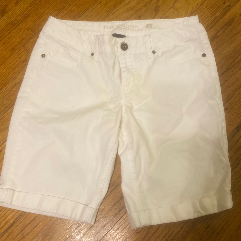 Faded Glory White Shorts Size 4
